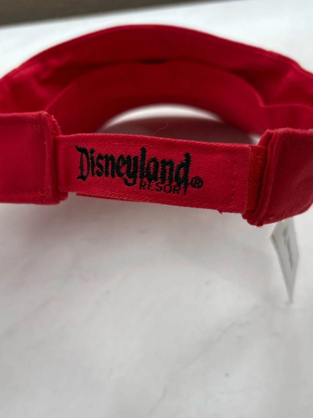 NEW Disneyland Resort Kids Red Minnie Mouse Embroidered Visor Hat Travel Fun